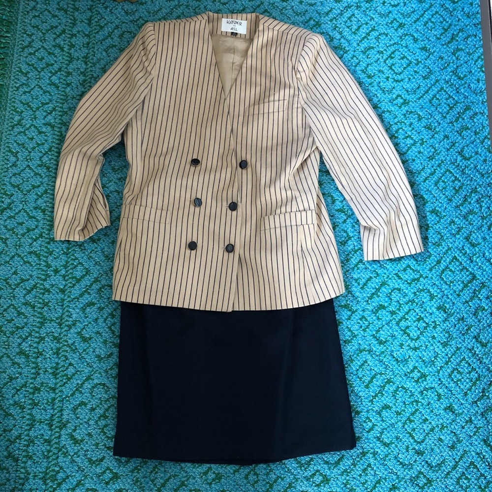 Retro 80s power Suit